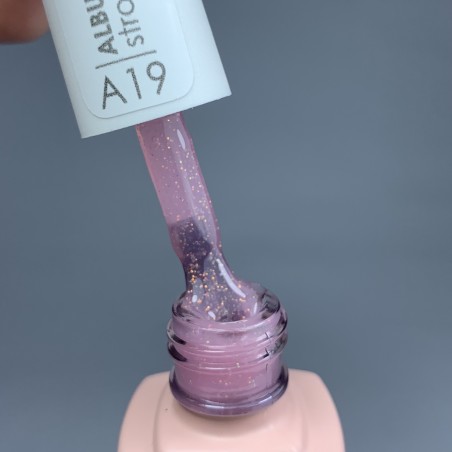 Rubber Base Albumen 19 Mack's Professional 12 ML